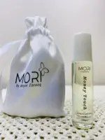 ⁦Honey Touch – إشراقة الكلمنتينا مع فريزيا زرقاء ولمسة مسك نقي⁩ - الصورة ⁦2⁩