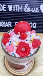 ⁦Red Candy Candle⁩ - الصورة ⁦2⁩