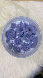 ⁦Signature Flowers Candle⁩ - الصورة ⁦6⁩